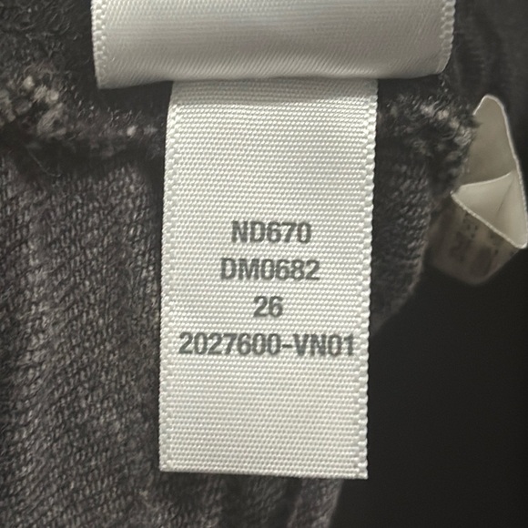 Madewell Shorts Womens Sz 26 The Perfect Jean Short Raw Hem Cutoffs Y2K Boho - Picture 7 of 7